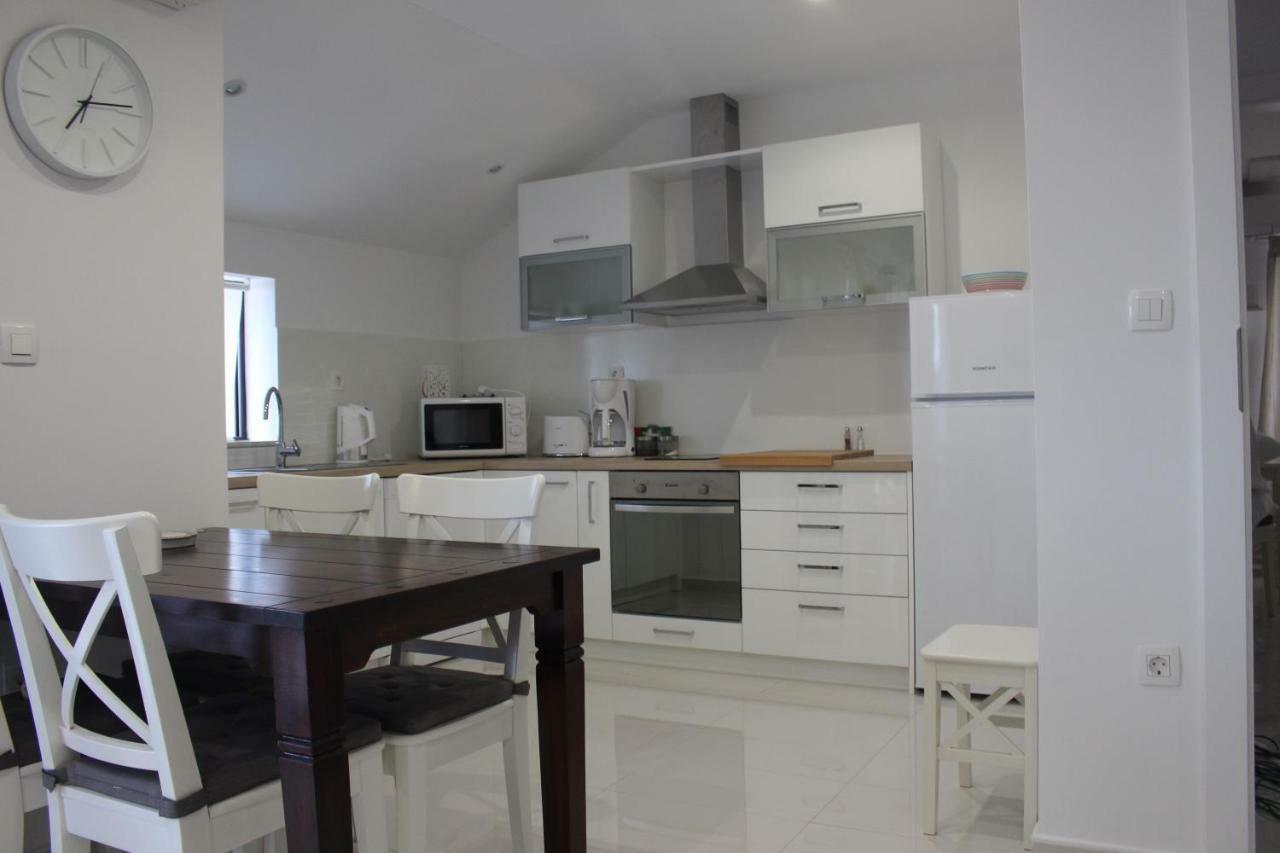 Apartments Helena บาร์บินเย ภายนอก รูปภาพ